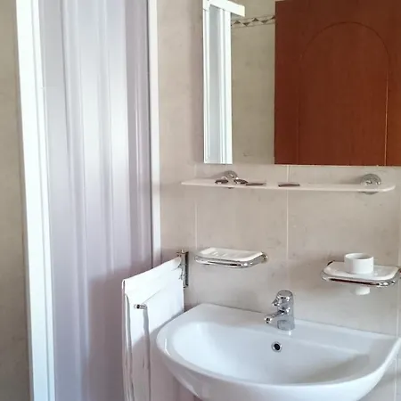 Hotel Holiday House San Giovanni Rotondo Exterior photo