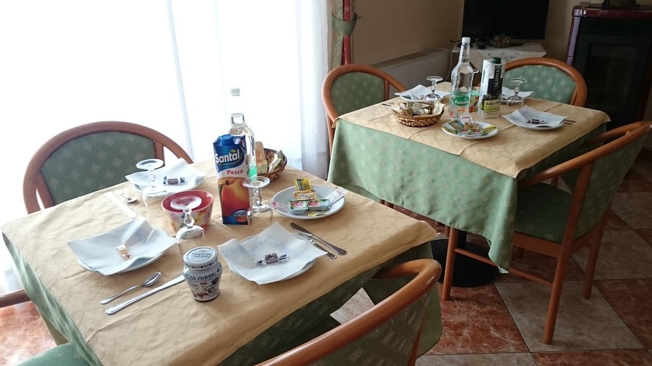 House Hotel