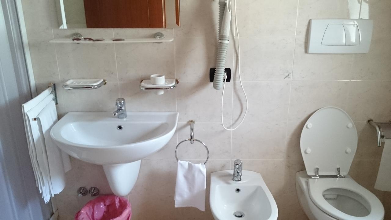 Hotel House 3*